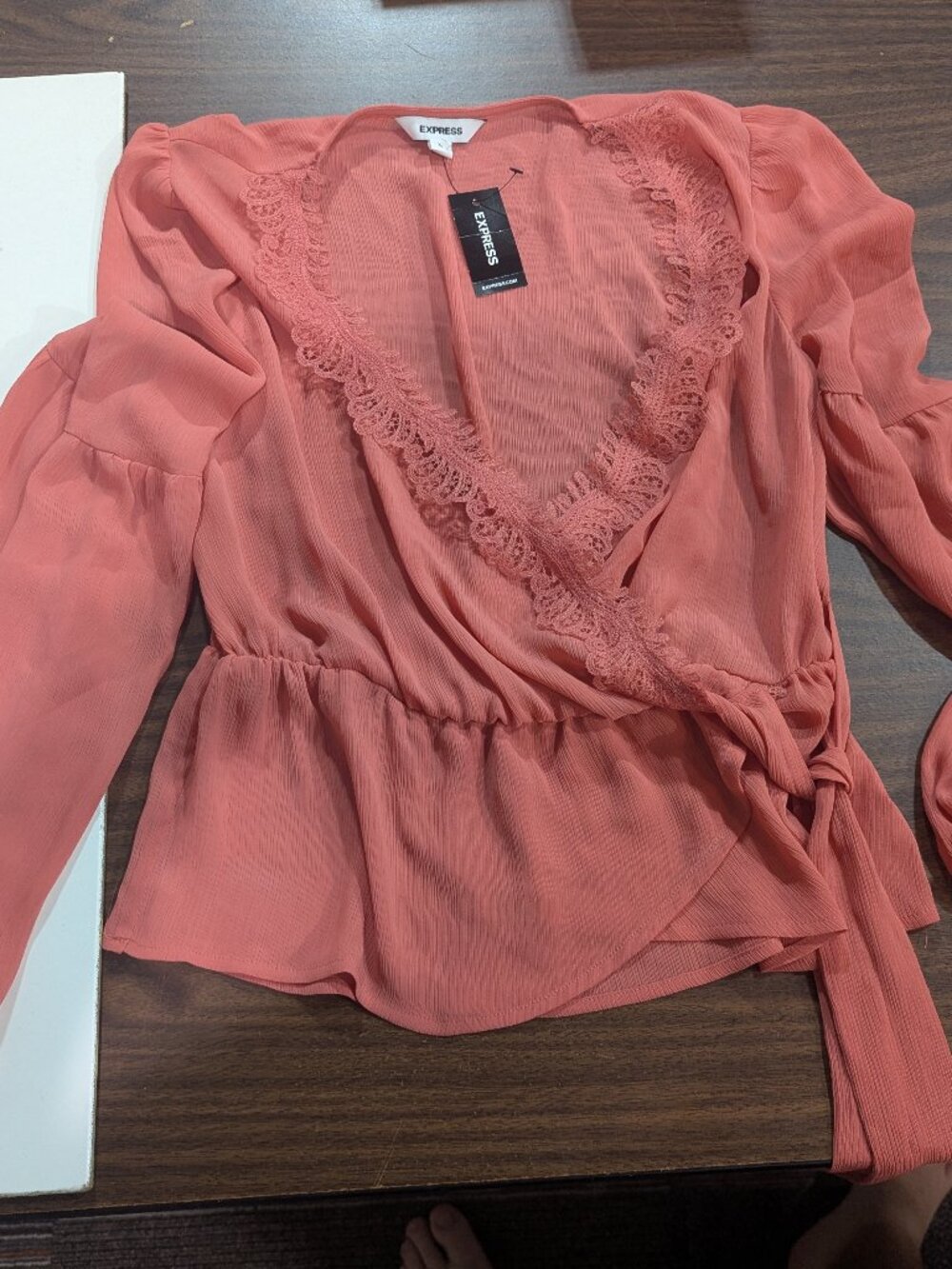 Women's coral/salmon chiffon blouse New w.Tags